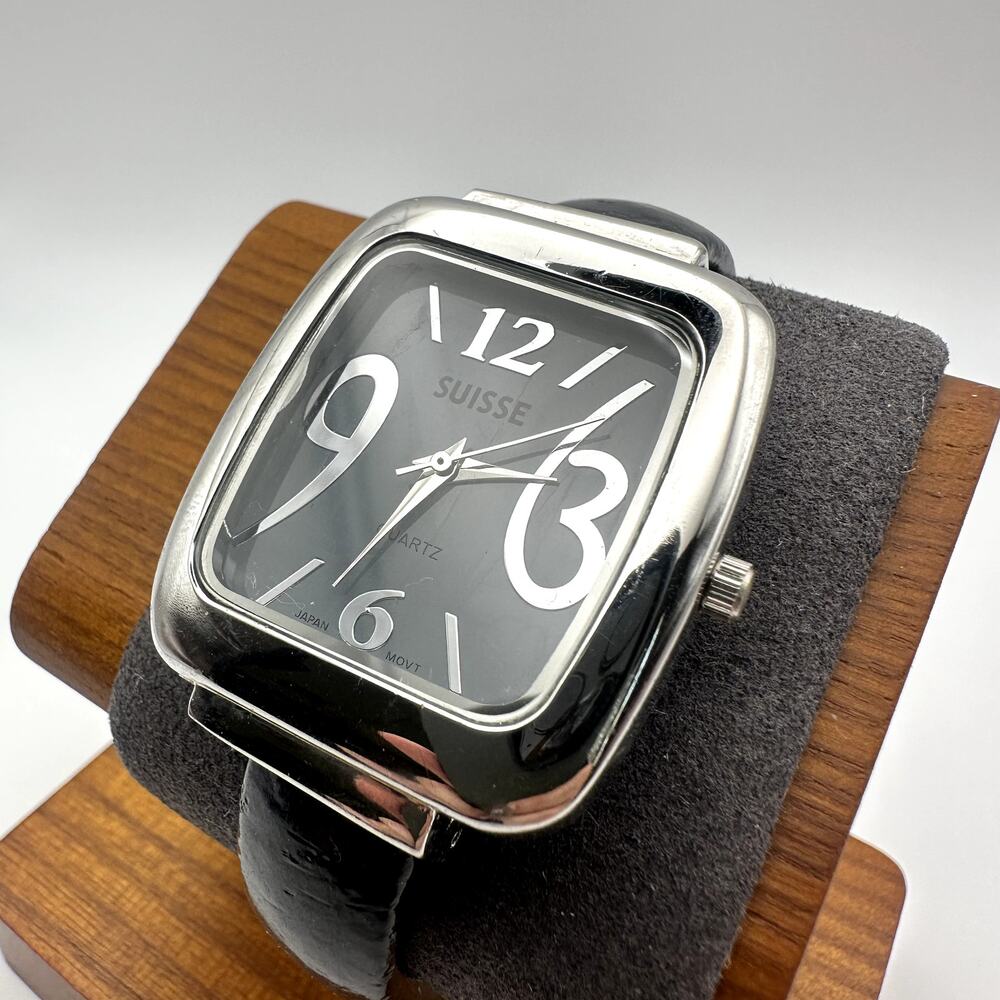 Suisse P130 Square Quartz Watch Black Dial Silver Tone Case Cuff Strap